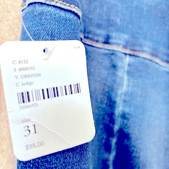 Free People, Curvy, Sailor tie cinch back, ultra hip loving, bell bottoms - Picture 5 of 9